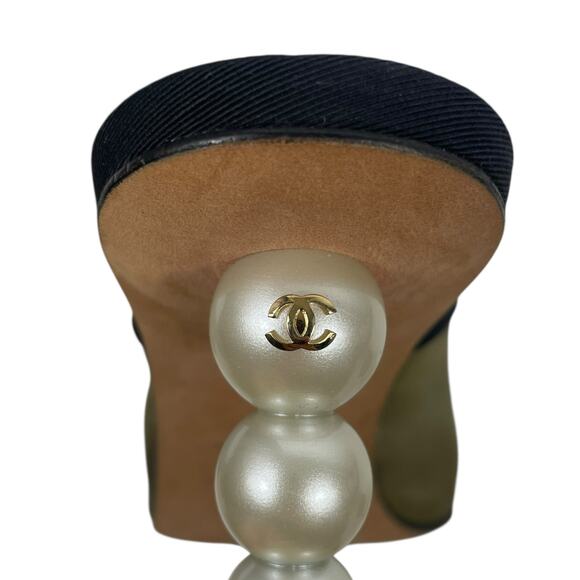 Chanel Mesh Goatskin Pearl Heel Mules Slip On Black Tan Size 37.5C - Picture 10 of 14